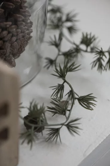 Гірлянда з штучного кедру 180 см