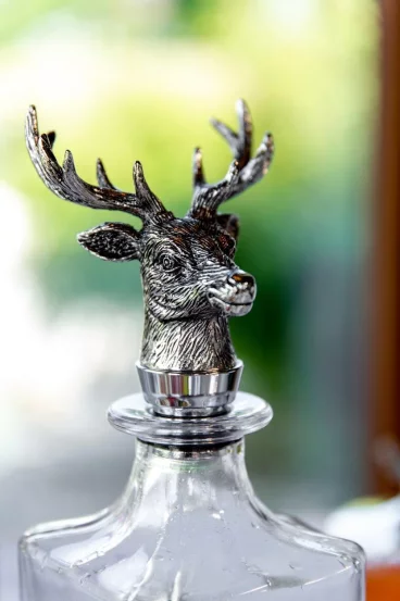 Графин з пробкою у вигляді оленя, 750 мл