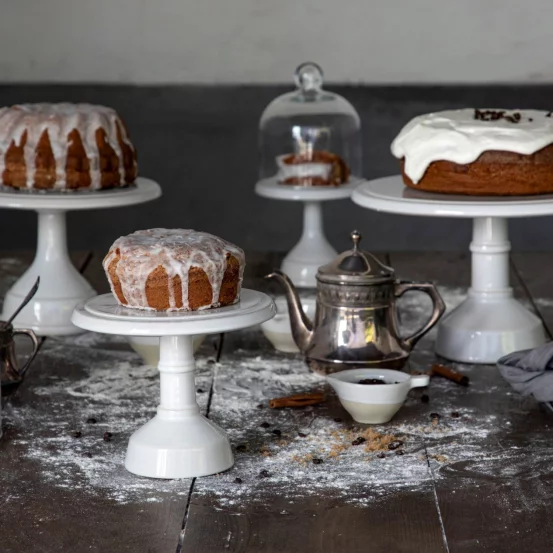 Тортівниця на ніжці,20 см