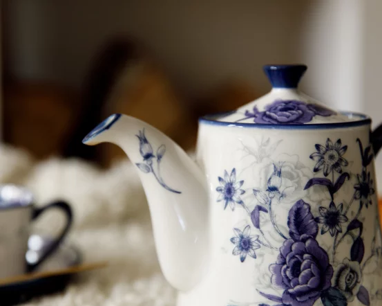 Чайник Blue Rose,900 мл