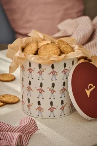 Бокс для солодощів